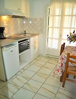 Apartments Maria With Pool - Agios Gordios Beach