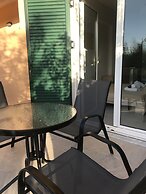 Room-studio Banos Apartments and Swimmin