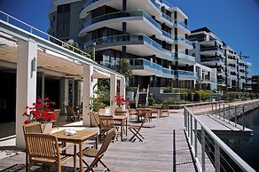 One Bedroom Apartment - Fully Equipped Waterfront Based