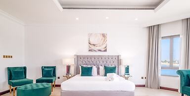 LUX Holiday Home - Frond E 1