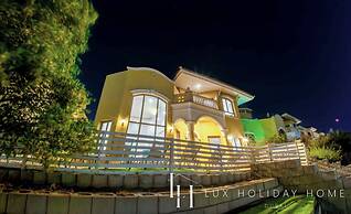 LUX Holiday Home - Frond E 1