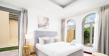 LUX Holiday Home - Frond E 1