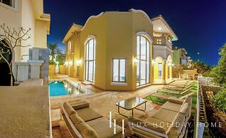 LUX Holiday Home - Frond E 1
