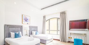 LUX Holiday Home - Frond E 1