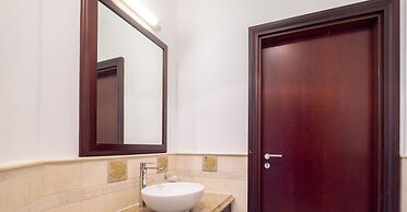 LUX Holiday Home - Frond E 1
