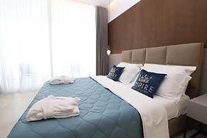 Empire Beach Resort