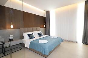Empire Beach Resort