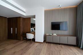 Empire Beach Resort