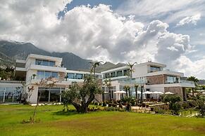Empire Beach Resort