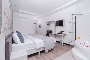 Melanj Airport Hotel