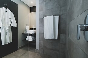 Catalyst Apartment Hotel by NEWMARK