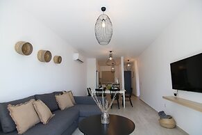 Phaedrus Living: Seaside Luxury Flat Limnaria 152