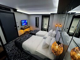 Weingart Istanbul