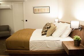 Nomad Luxury Suites