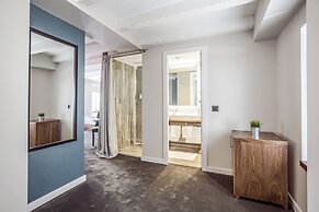 Nomad Luxury Suites