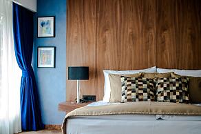 Nomad Luxury Suites