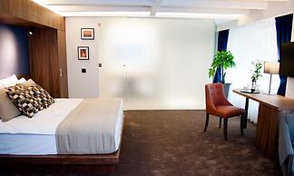 Nomad Luxury Suites