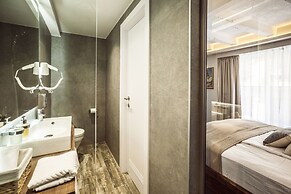 Nomad Luxury Suites