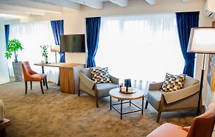 Nomad Luxury Suites