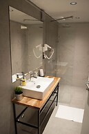 Nomad Luxury Suites