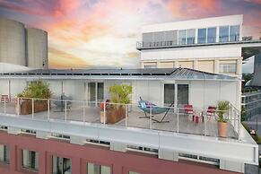Moxy Bordeaux Hotel