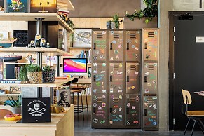 Moxy Bordeaux Hotel