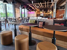 Moxy Bordeaux Hotel