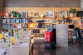Moxy Bordeaux Hotel