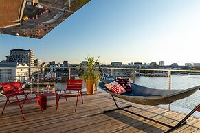 Moxy Bordeaux Hotel