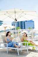 Adagio Premium The Palm