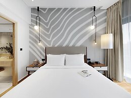 Adagio Premium The Palm