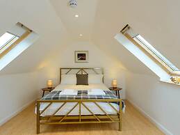 Curlew - Double Upper Apartment