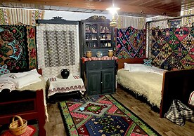 Charming Traditional House in a Pristine Location