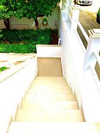 Kallipatira Apartments