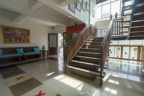 Dago's Hill Hotel