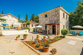 Dubrovnik Chalets - 2 Charming Stone Houses