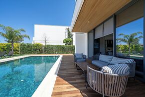 The Norm Collection Door'a Bodrum
