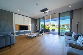 The Norm Collection Door'a Bodrum