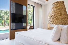 The Norm Collection Door'a Bodrum