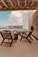 Amarelo Suites