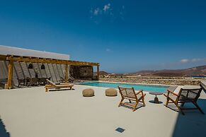 Amarelo Suites