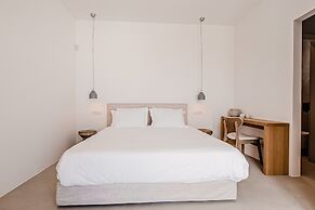 Amarelo Suites