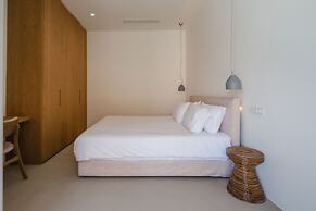 Amarelo Suites