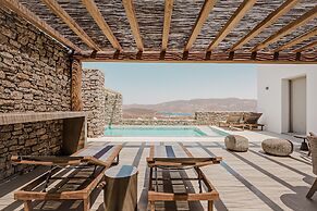 Amarelo Suites