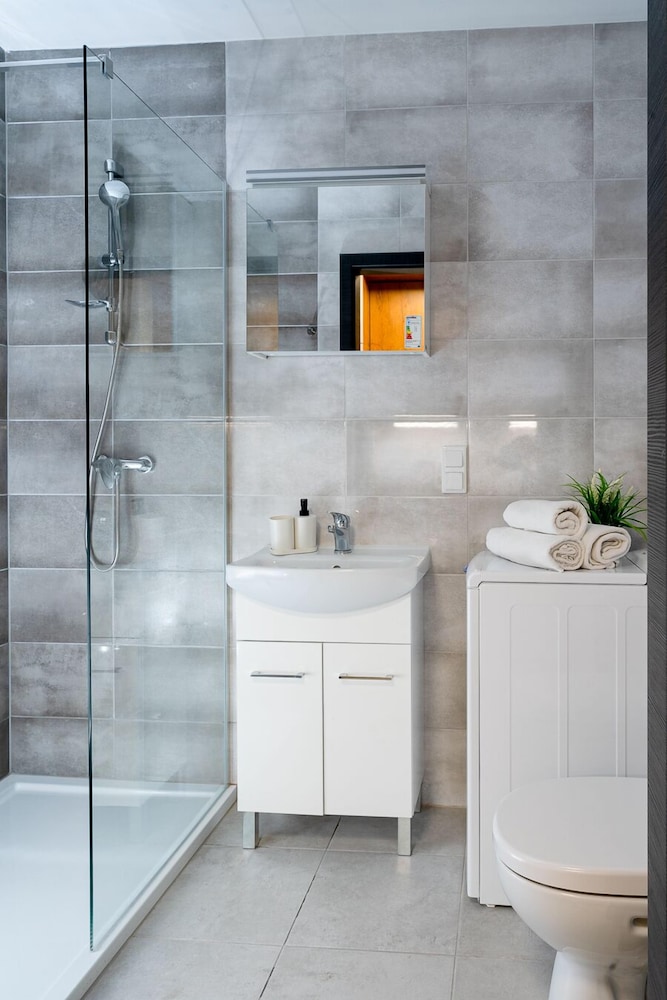 Easy Rent Nieruchomości - SMART 316