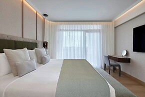 The Landmark Nicosia, Autograph Collection