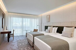 The Landmark Nicosia, Autograph Collection