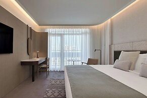The Landmark Nicosia, Autograph Collection