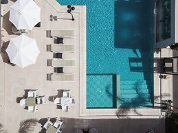 Sapphire Blue Suites