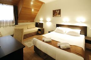 Hotel Junior